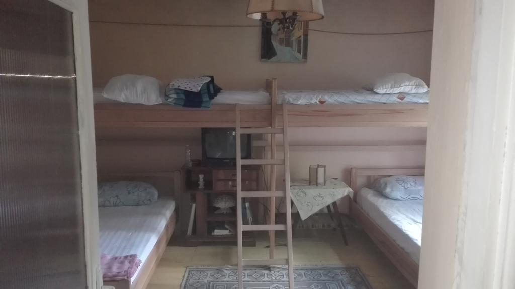 At Home Hostel Görice Dış mekan fotoğraf
