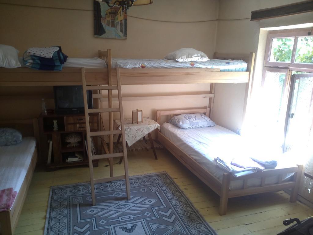 At Home Hostel Görice Dış mekan fotoğraf