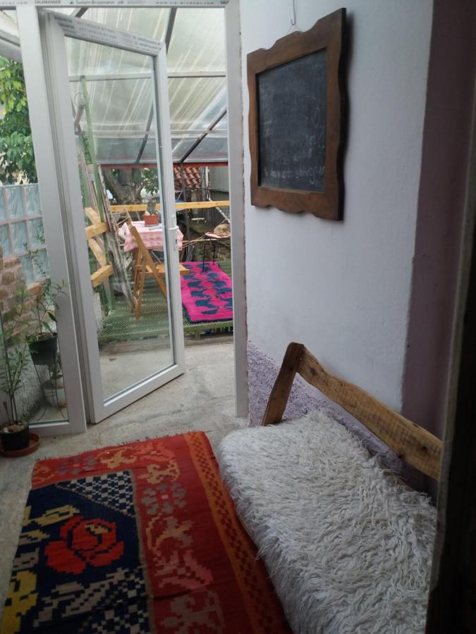 At Home Hostel Görice Dış mekan fotoğraf